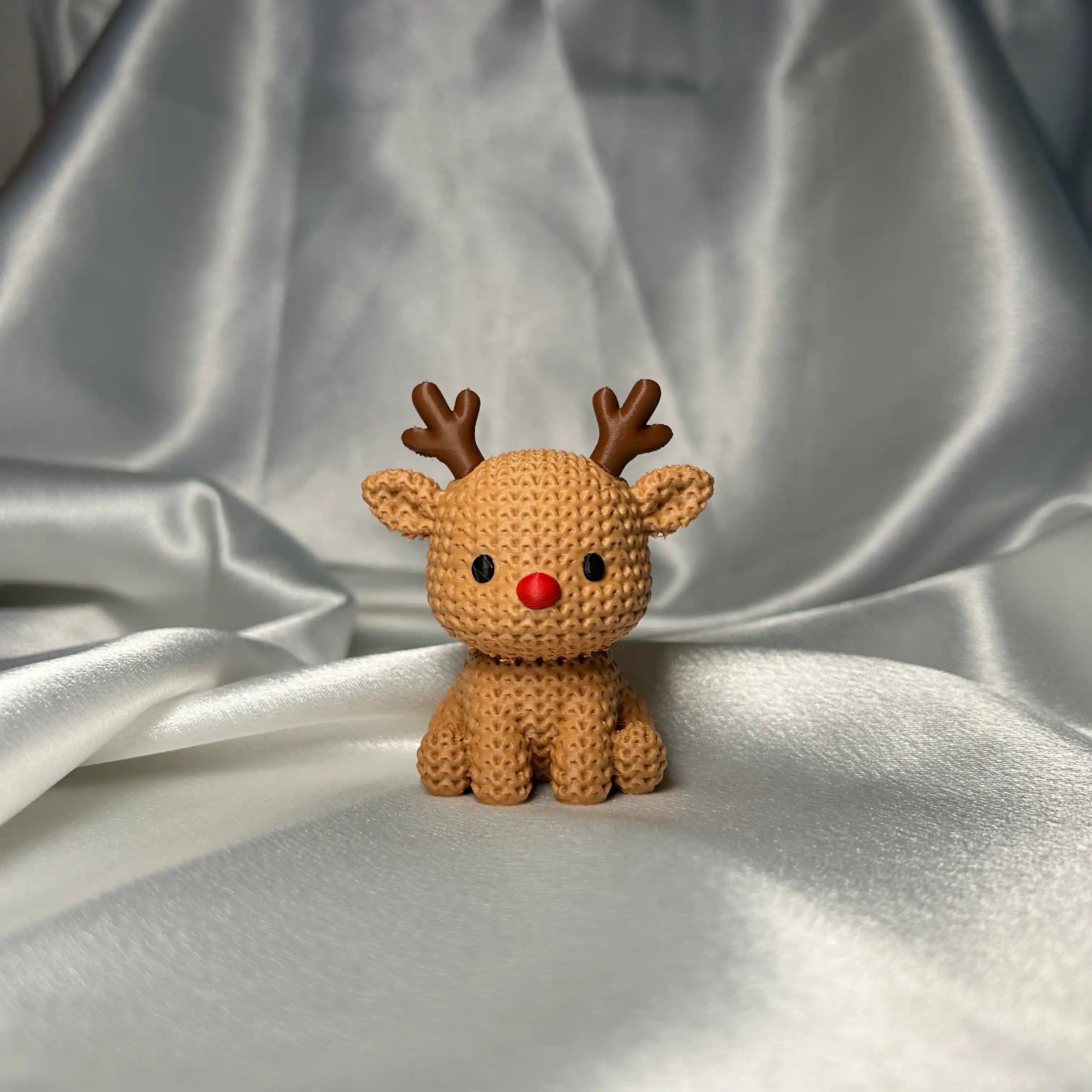 Gestrickte Rentier Figur Ansicht vorne