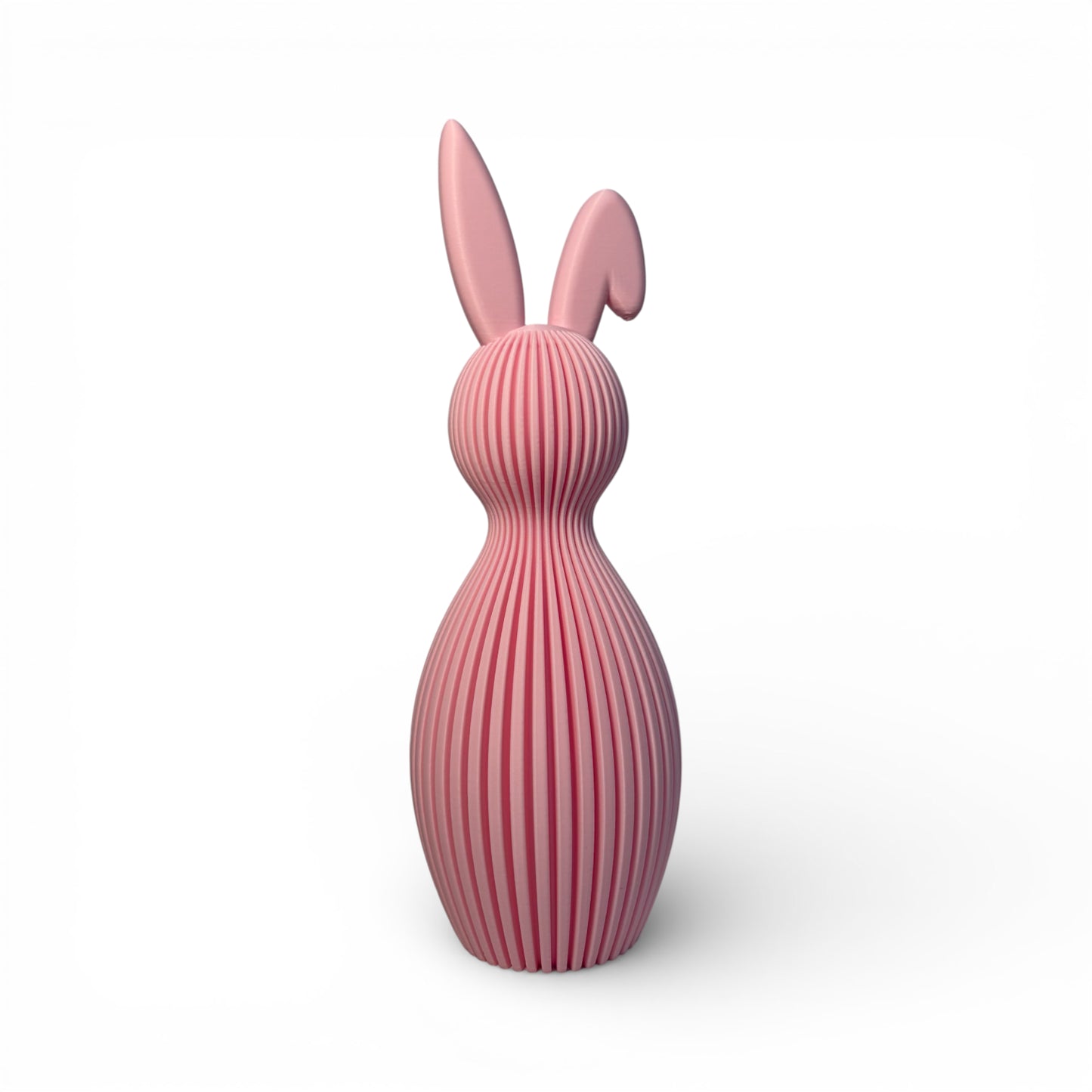 Ein Osterhase in rosa